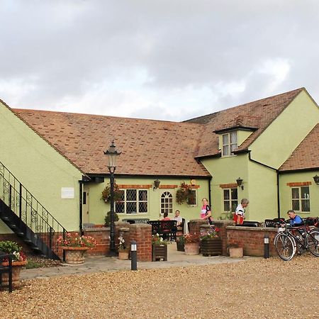 Southill The Green Man Stanford المظهر الخارجي الصورة